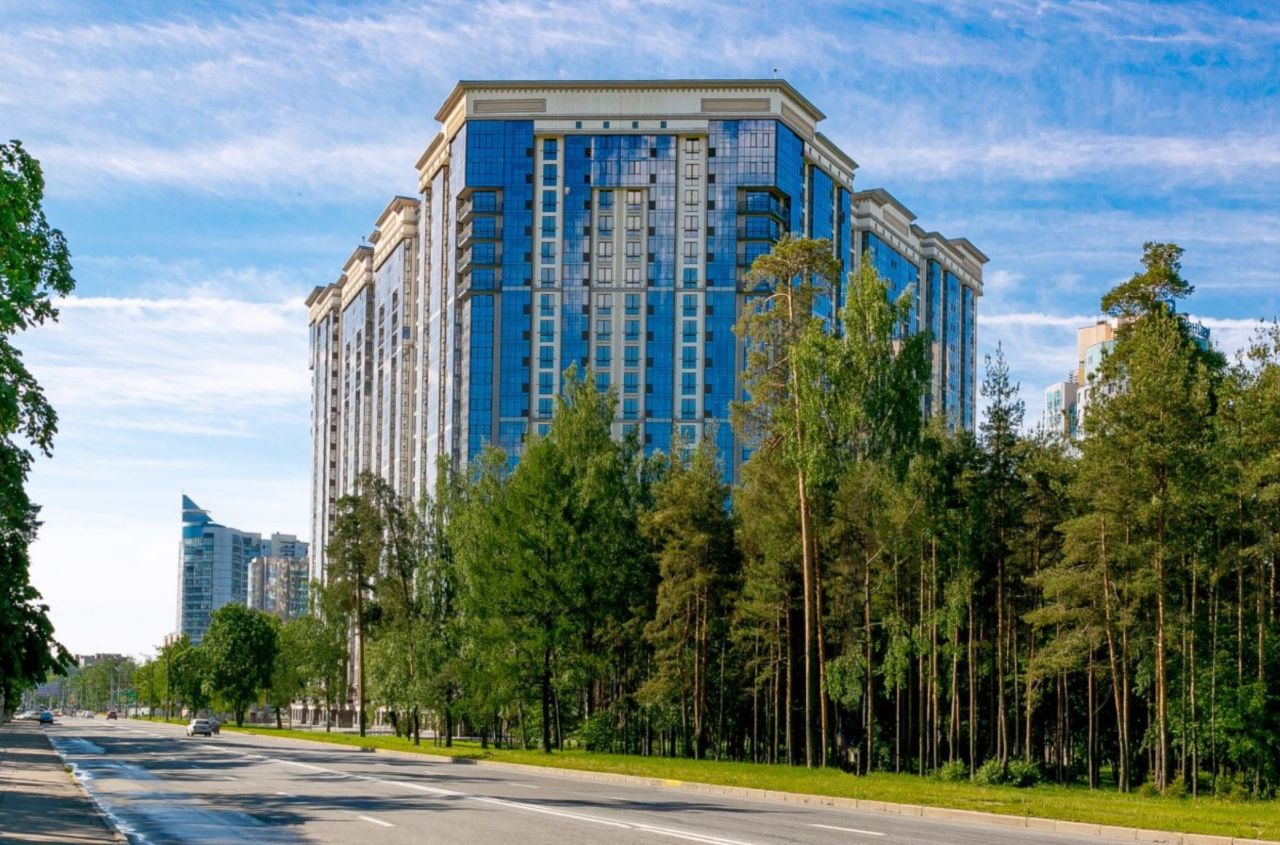 фасад дома, здание по адресу г Санкт-Петербург, пр-кт Тореза, д 118